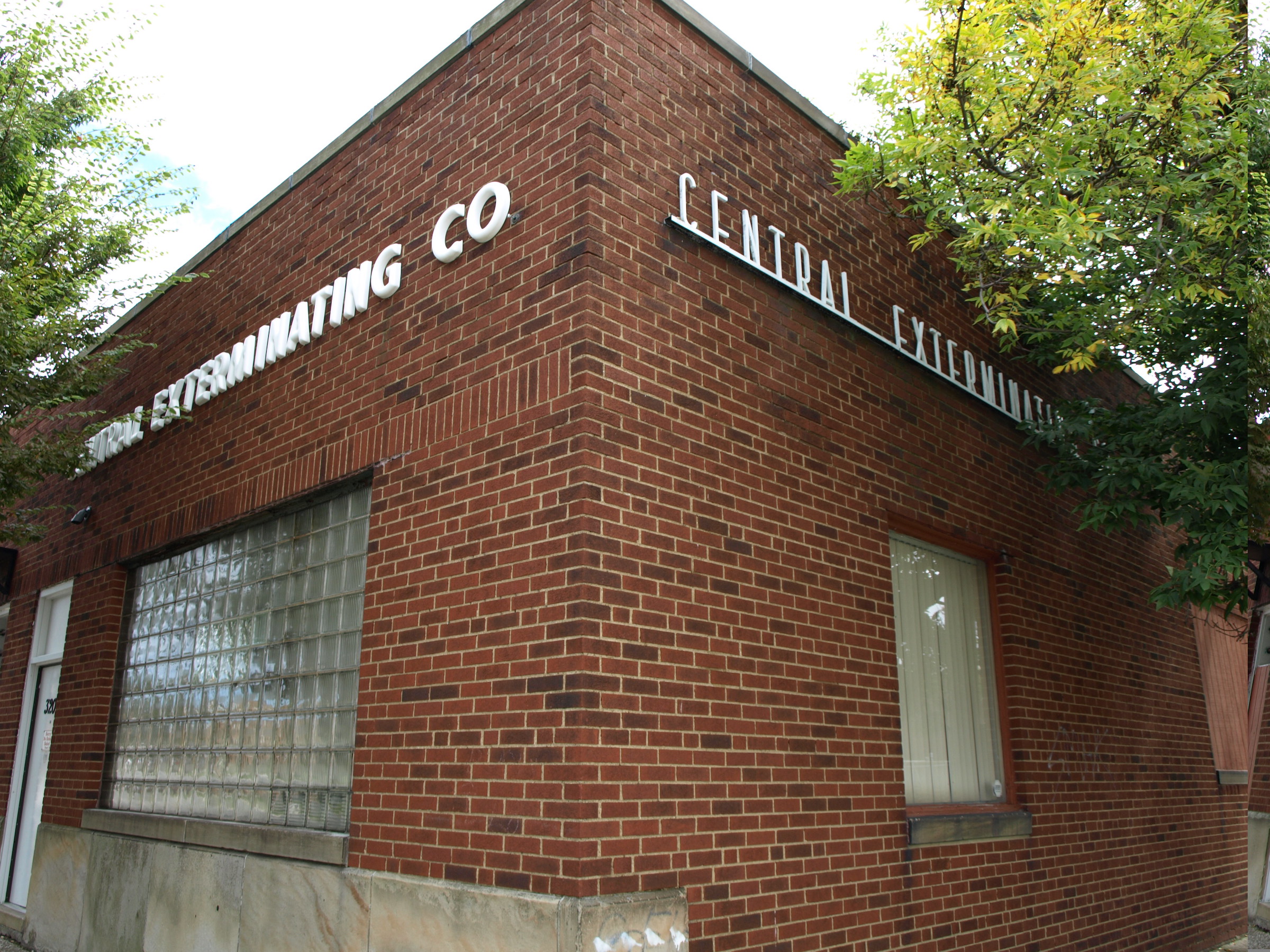 Photo of the front of the Central Exterminating office in CLeveland, Ohio